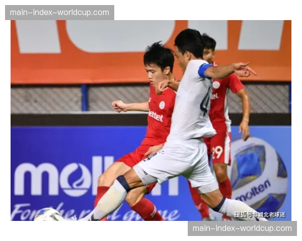 独家专访英格兰队长欧文·法雷尔：谈世界杯后的心态调整与领导力传承